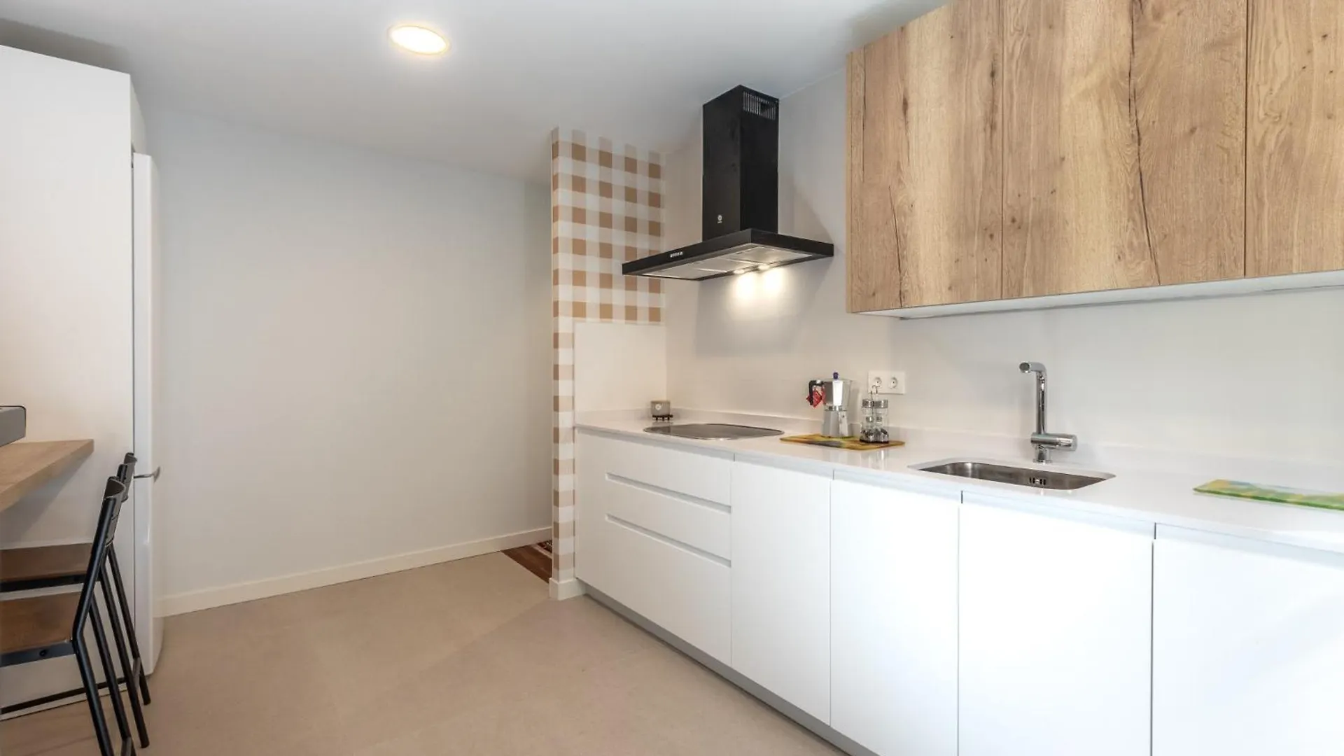 Puppy By People Rentals Bilbao Apartment